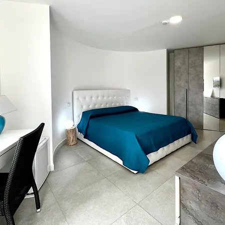 לינה וארוחת בוקר Sole Matto 3*